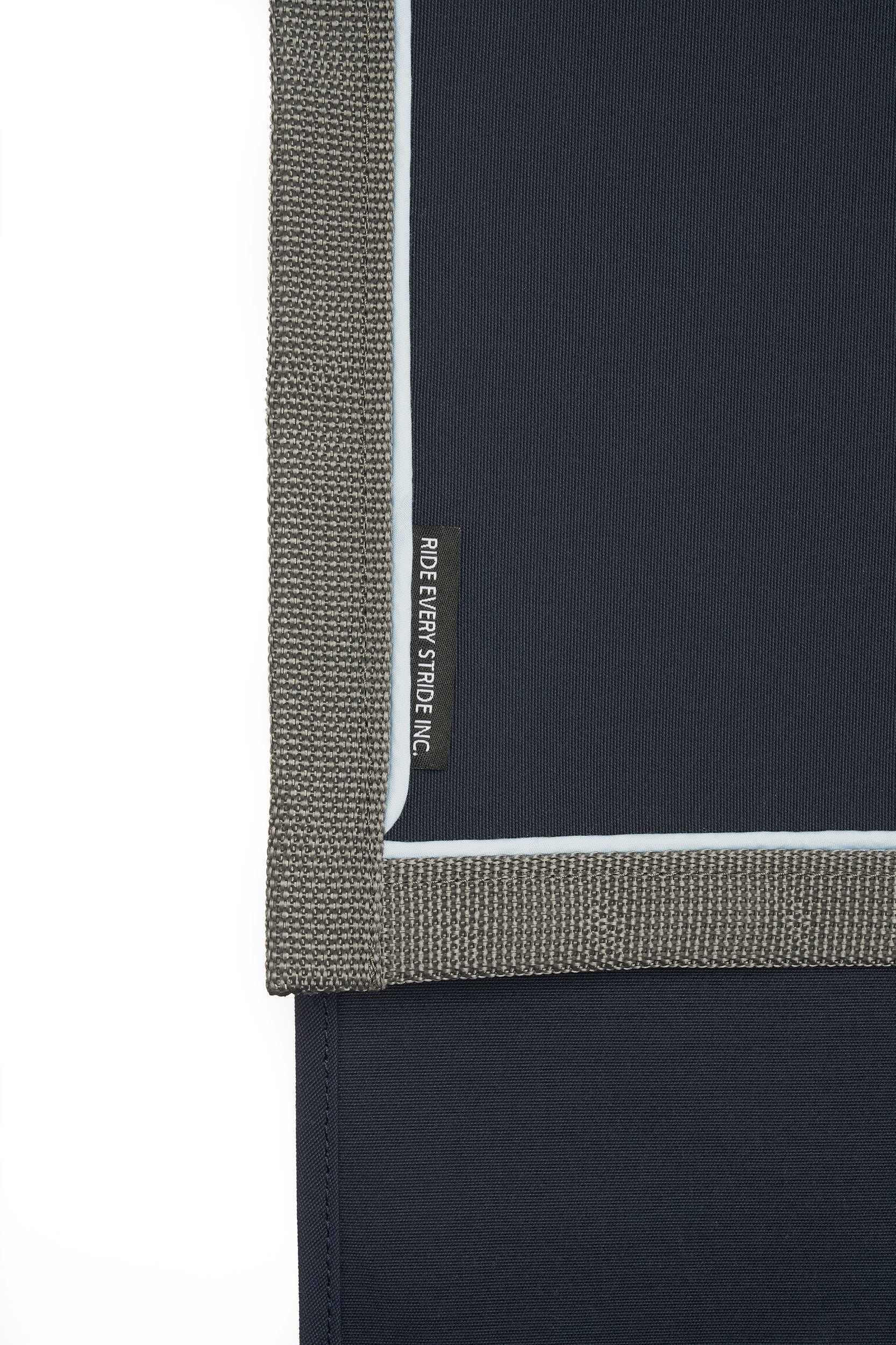 RES Stable Wall Drape